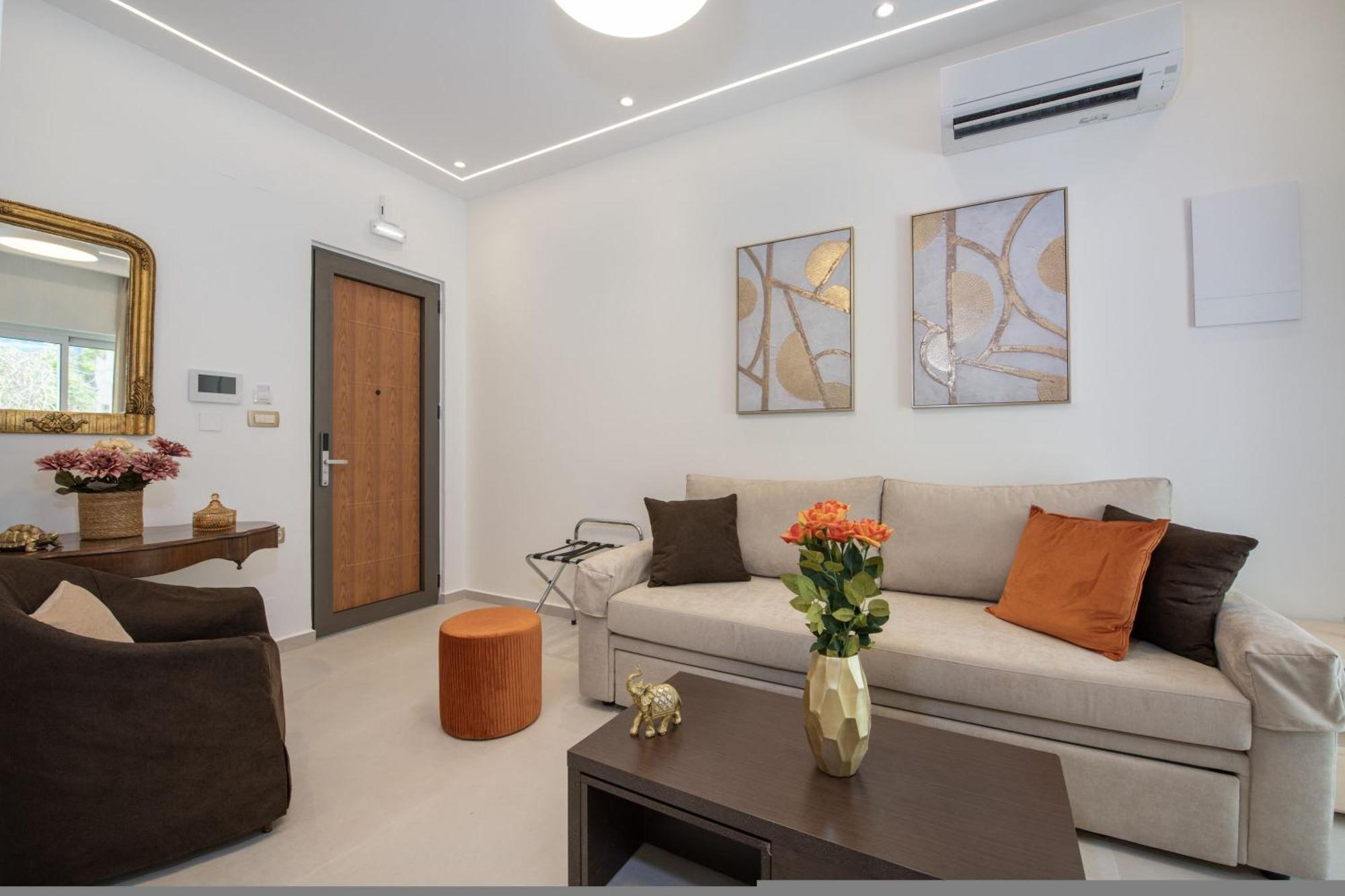 Cherry Central Luxury Suites Chania  Buitenkant foto
