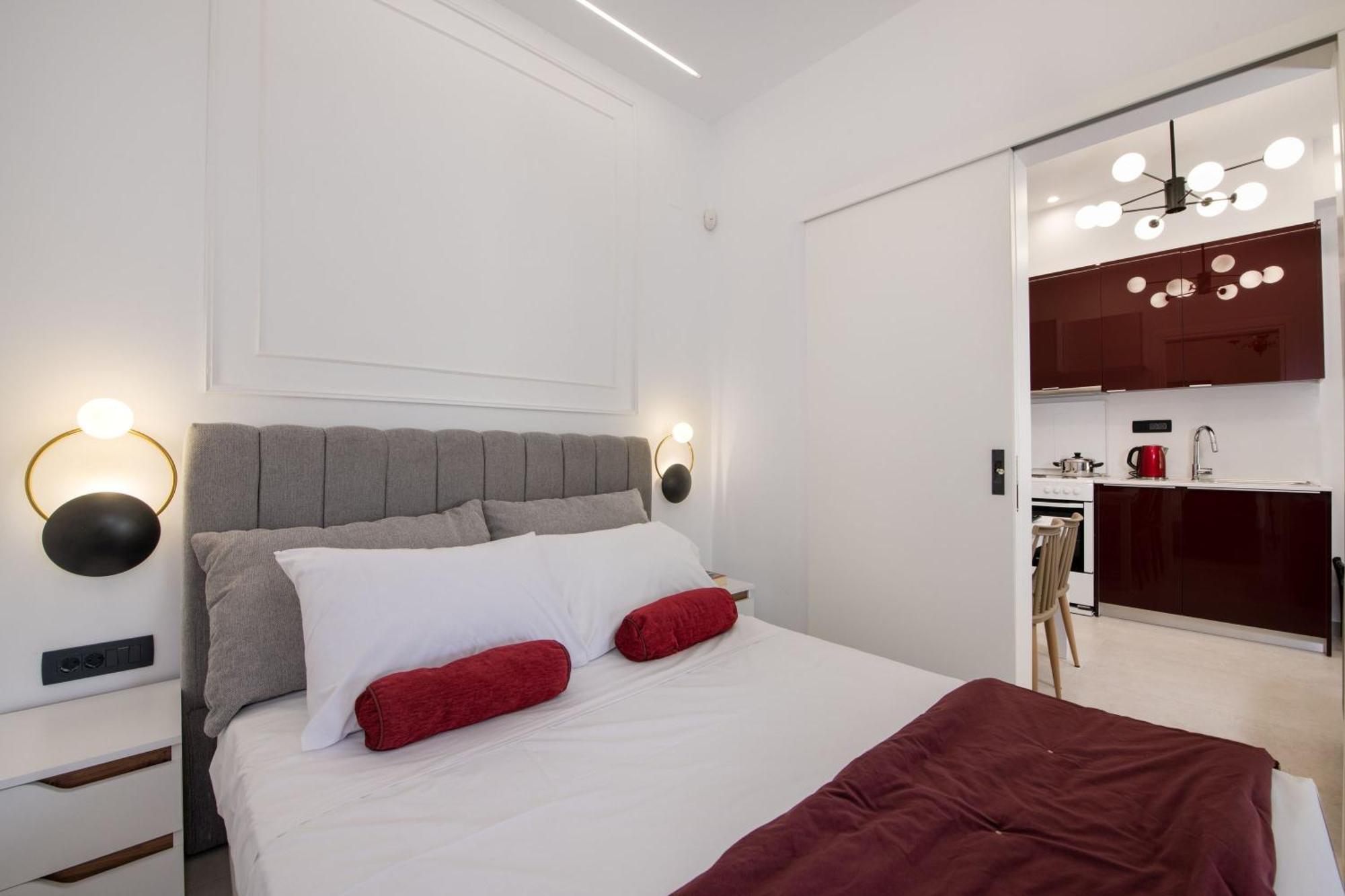Cherry Central Luxury Suites Chania  Buitenkant foto