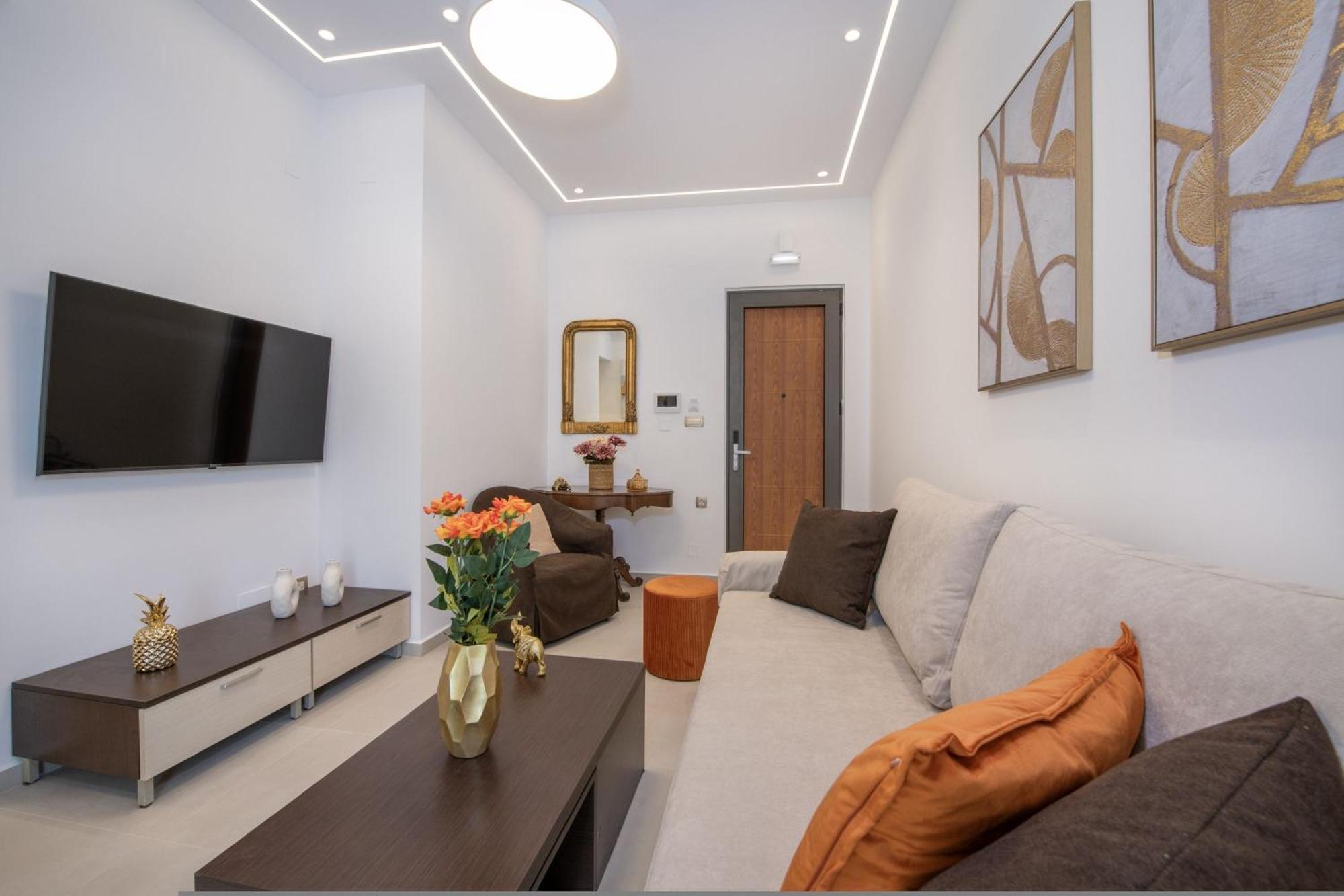 Cherry Central Luxury Suites Chania  Buitenkant foto