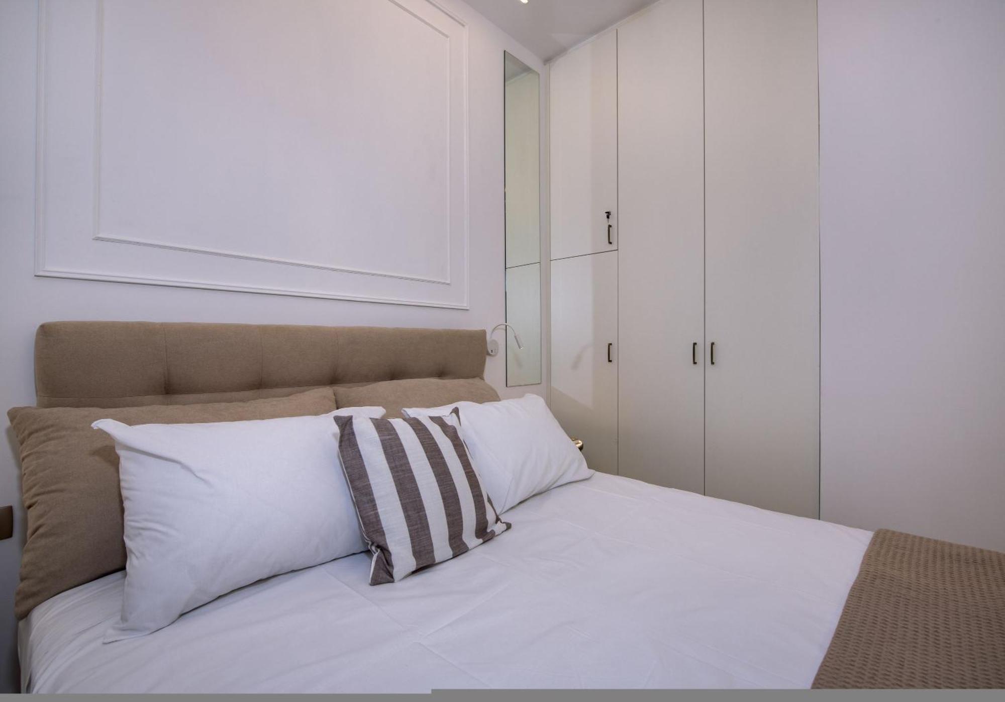 Cherry Central Luxury Suites Chania  Buitenkant foto
