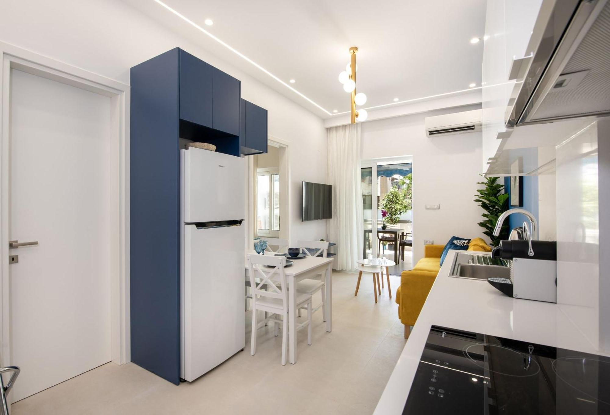 Cherry Central Luxury Suites Chania  Buitenkant foto