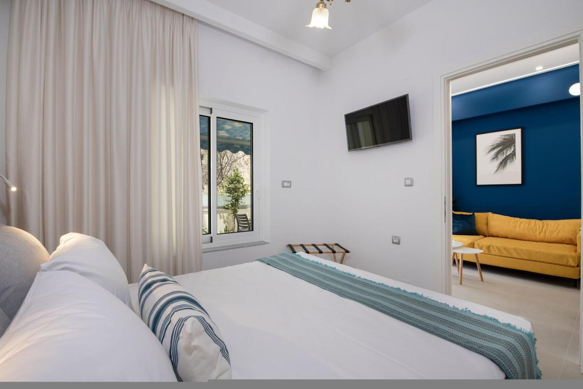 Cherry Central Luxury Suites Chania  Buitenkant foto